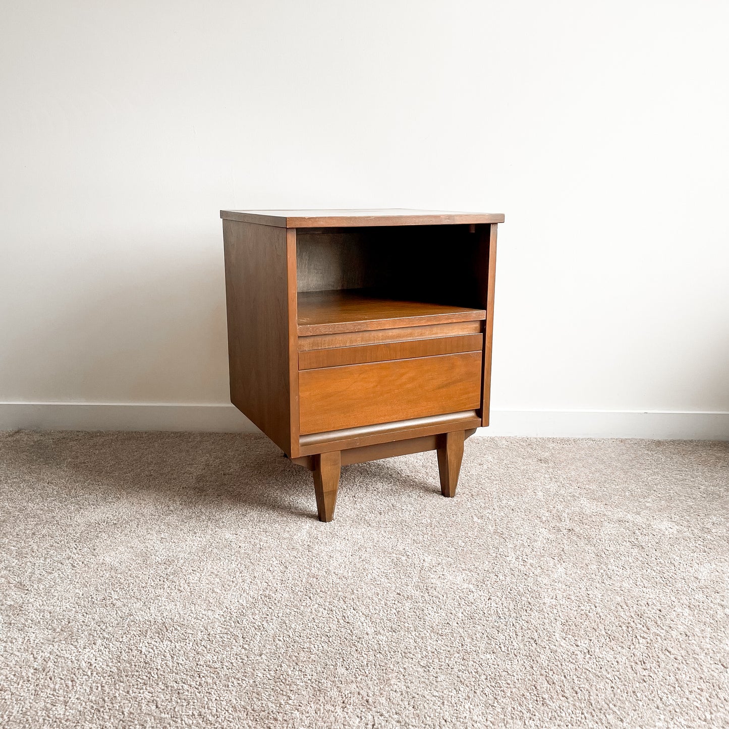 1960s Midcentury Walnut Bedside Tables/Nightstands (Set of 2)