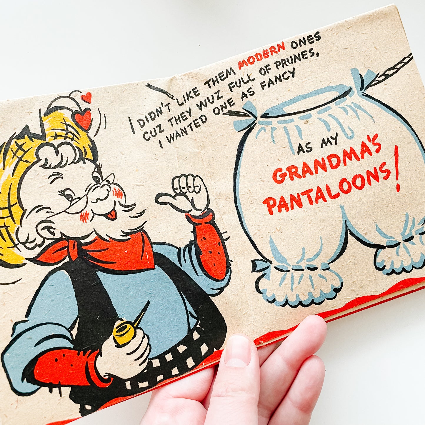 Valentine's Day Card - Coutts Canada Rufftex Fold-Out Valentine (early 1940s)