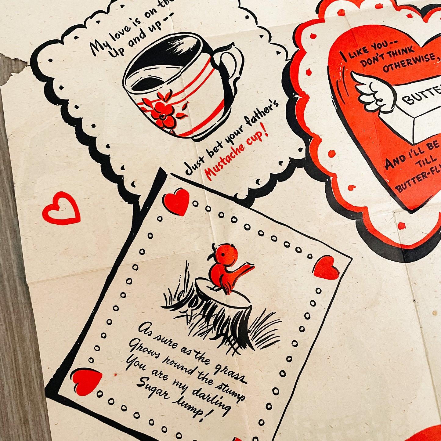 Valentine's Day Card - Coutts Canada Rufftex Fold-Out Valentine (early 1940s)