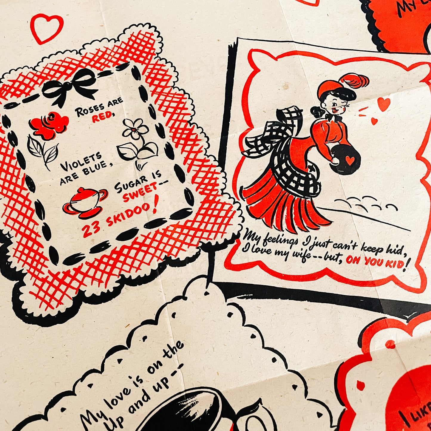 Valentine's Day Card - Coutts Canada Rufftex Fold-Out Valentine (early 1940s)