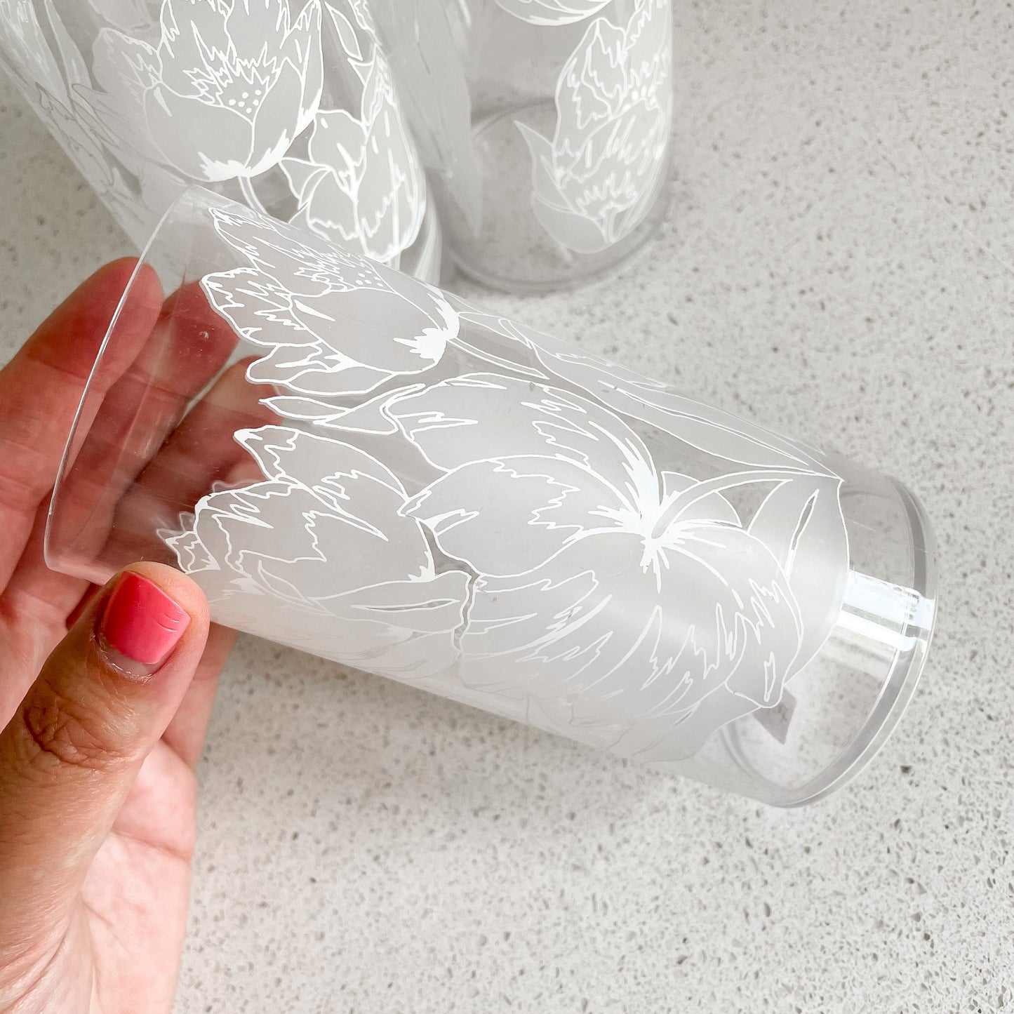 White Floral Acrylic Drinkware (Set of 4)