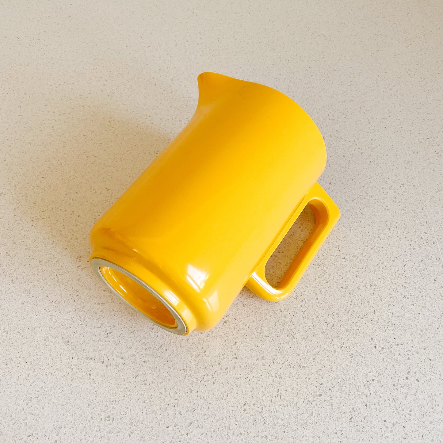 1L Hutzler Sunny Yellow Melamine Pitcher