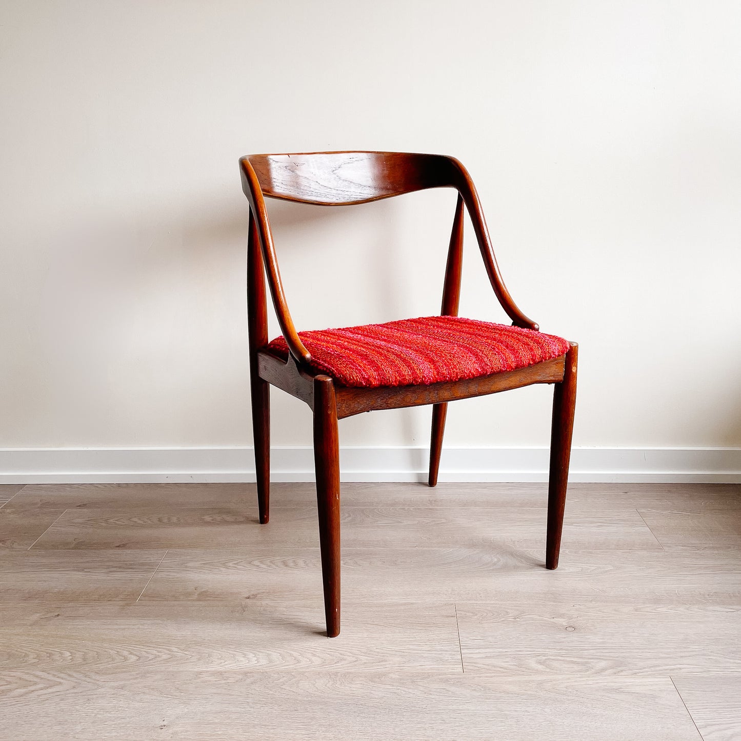 1960s Rosewood Dining Chair (Danish Design, Johannes Andersen for Moreddi)