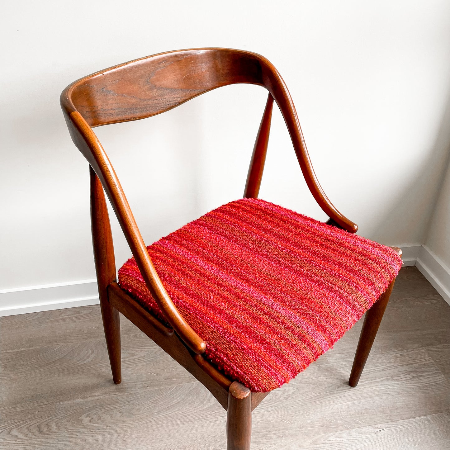 1960s Rosewood Dining Chair (Danish Design, Johannes Andersen for Moreddi)