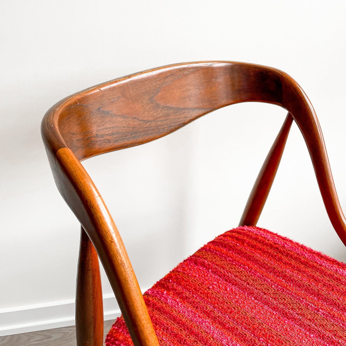 1960s Rosewood Dining Chair (Danish Design, Johannes Andersen for Moreddi)