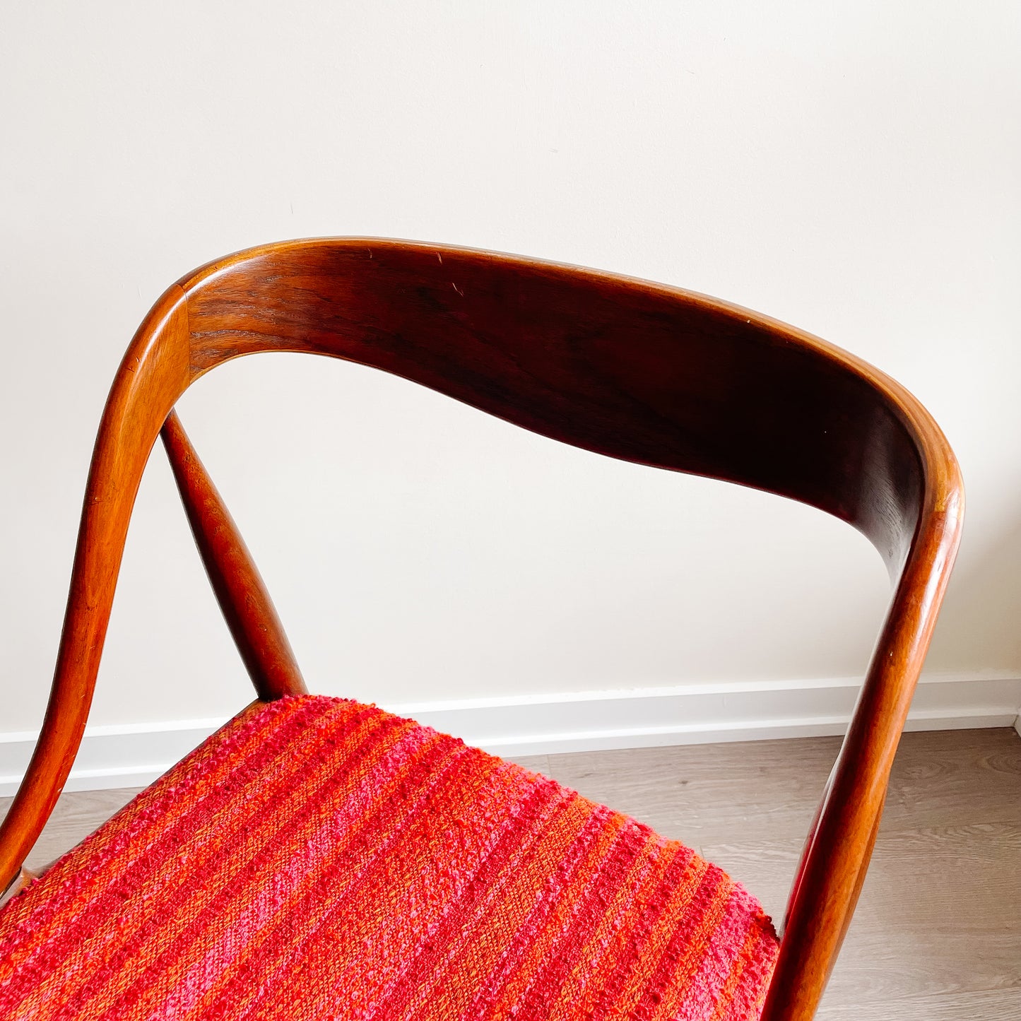 1960s Rosewood Dining Chair (Danish Design, Johannes Andersen for Moreddi)