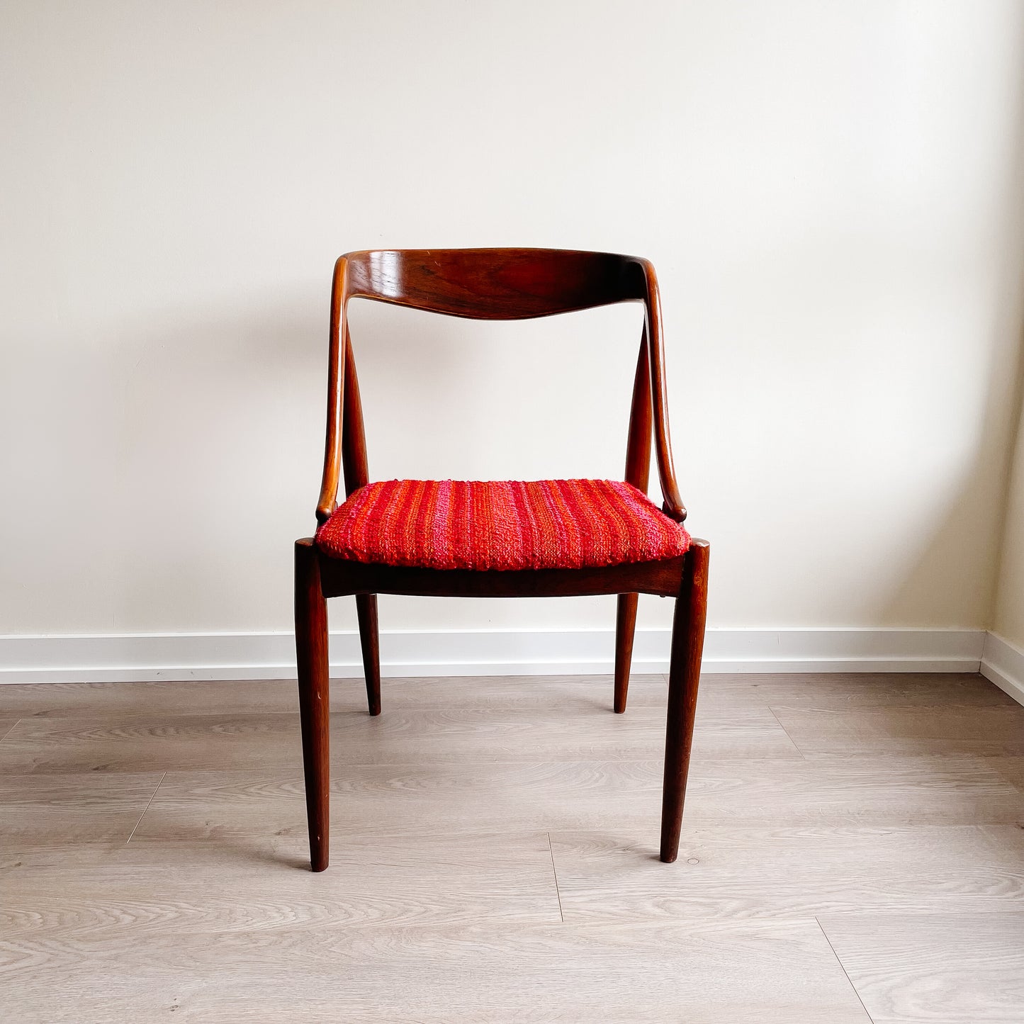 1960s Rosewood Dining Chair (Danish Design, Johannes Andersen for Moreddi)