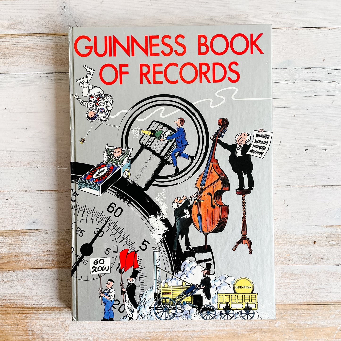 Guinness Book of Records, 1975 (Hardcover)