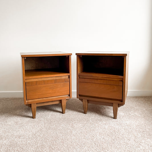 1960s Midcentury Walnut Bedside Tables/Nightstands (Set of 2)