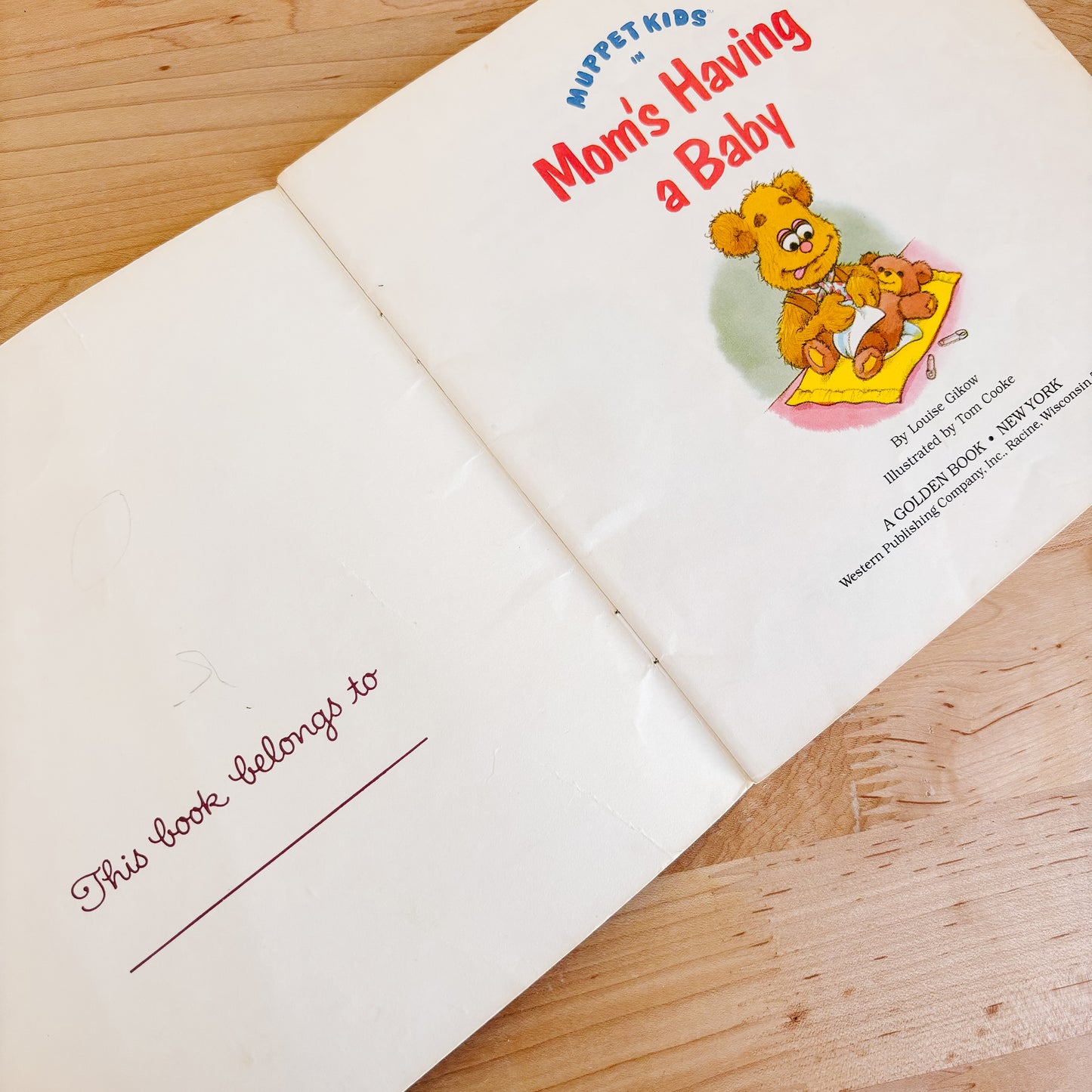 The Muppets - Mom's Having a Baby (Golden Books 1991)