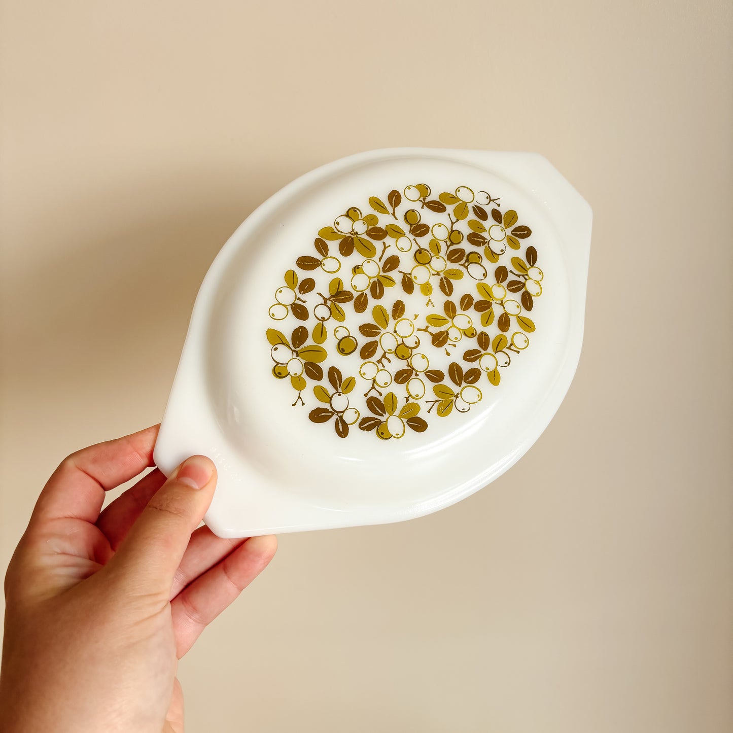 Vintage Pyrex Verdé Olive 043 Casserole Dish with Lid (1 1/2 Qt)