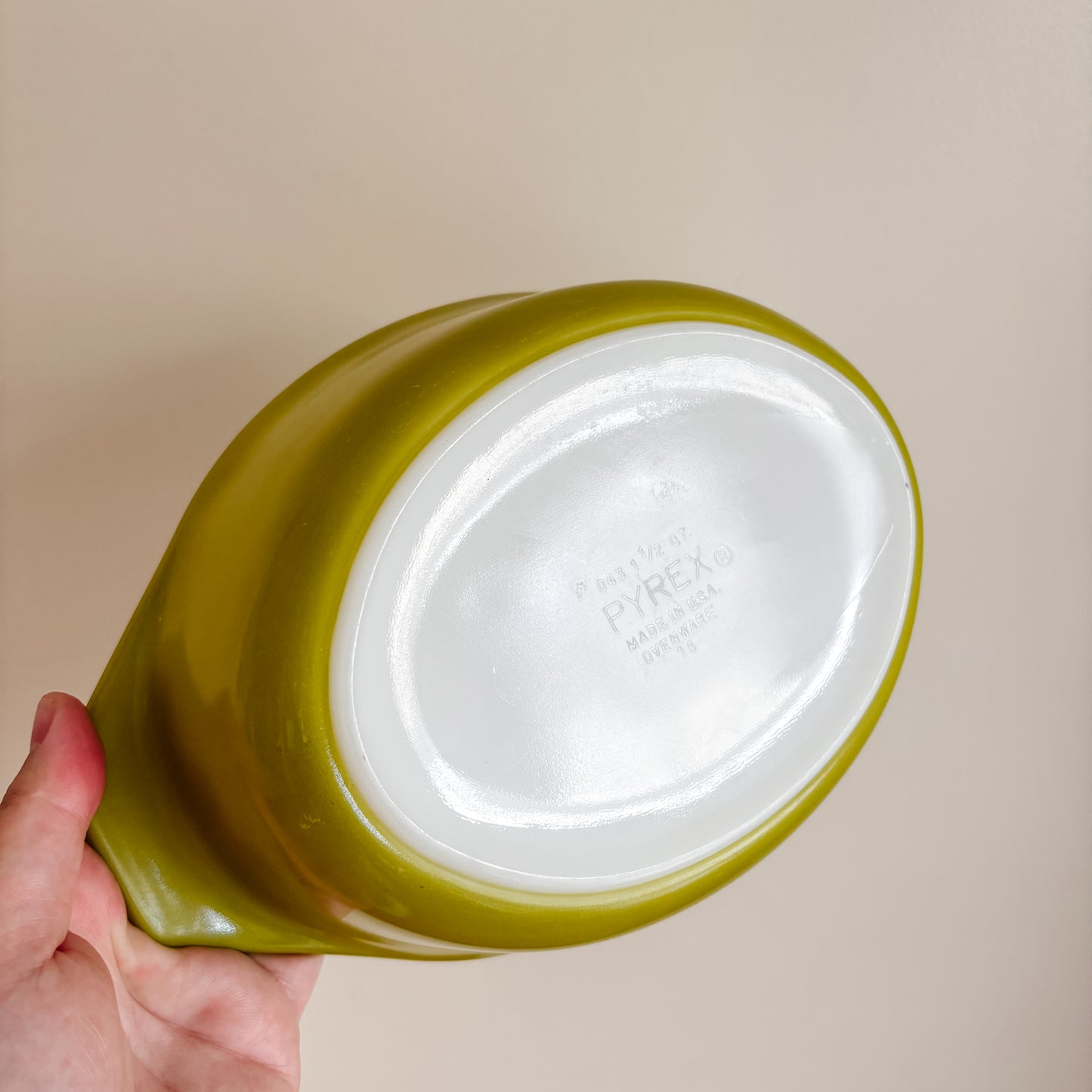 Vintage Pyrex Verdé Olive 043 Casserole Dish with Lid (1 1/2 Qt)