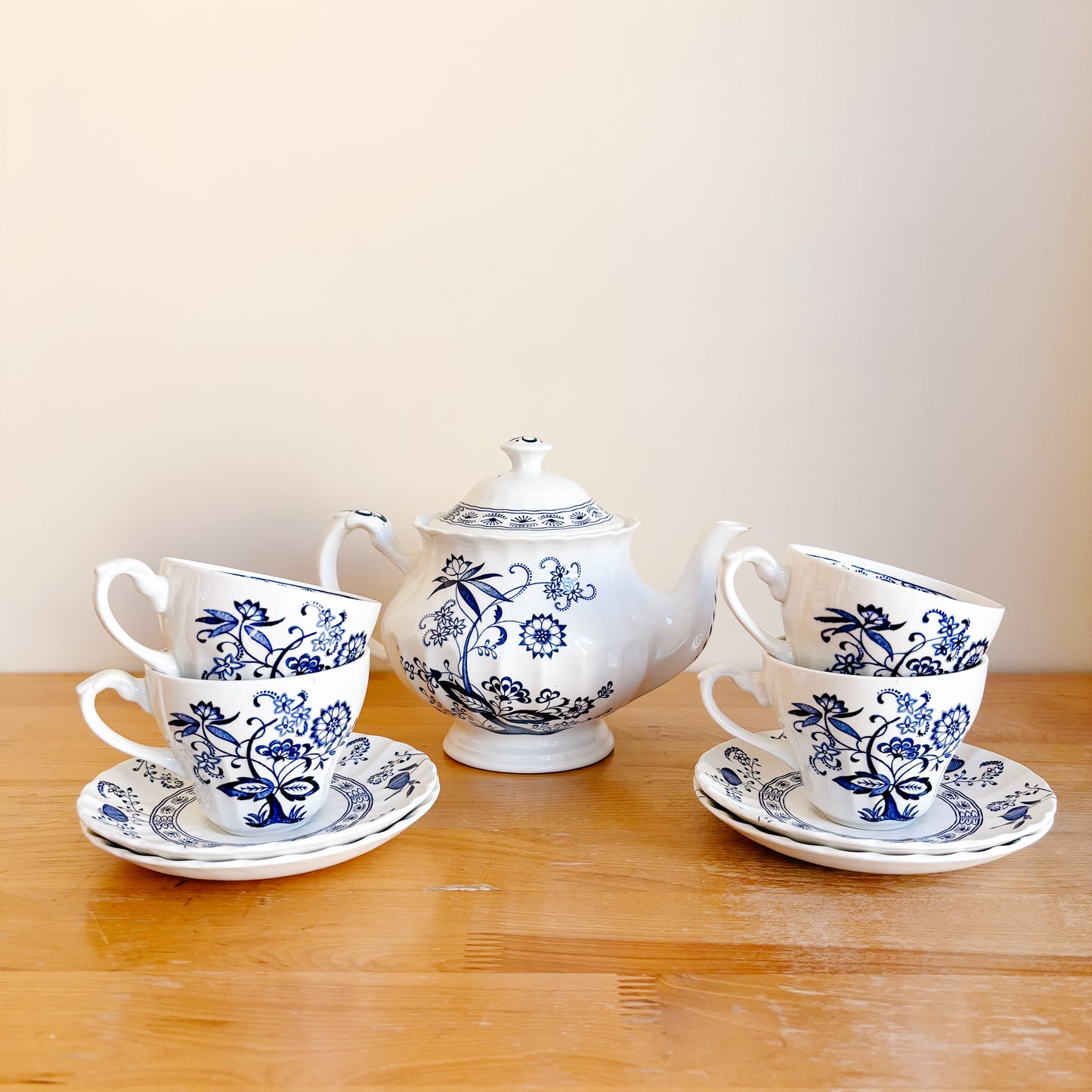 J. & G. Meakin Blue Nordic Teapot and Teacup Set