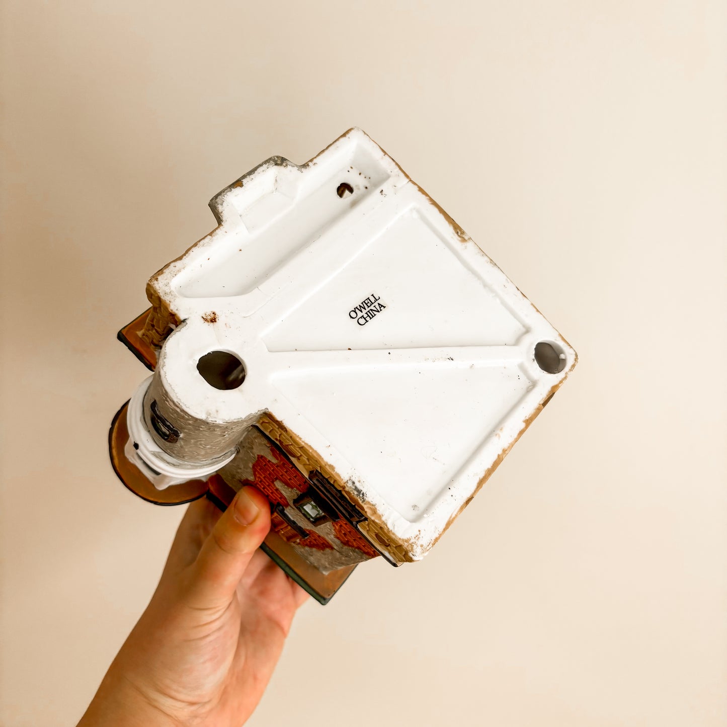 Christmas Decor - O'Well China Christmas Victorian Mansion with Turret