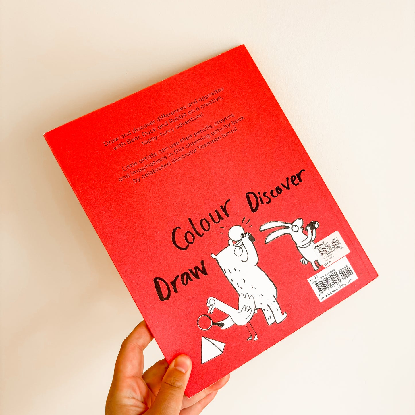Yasmeen Ismail - Inside, Outside, Upside Down (Brand-New Colouring Book) - 2017