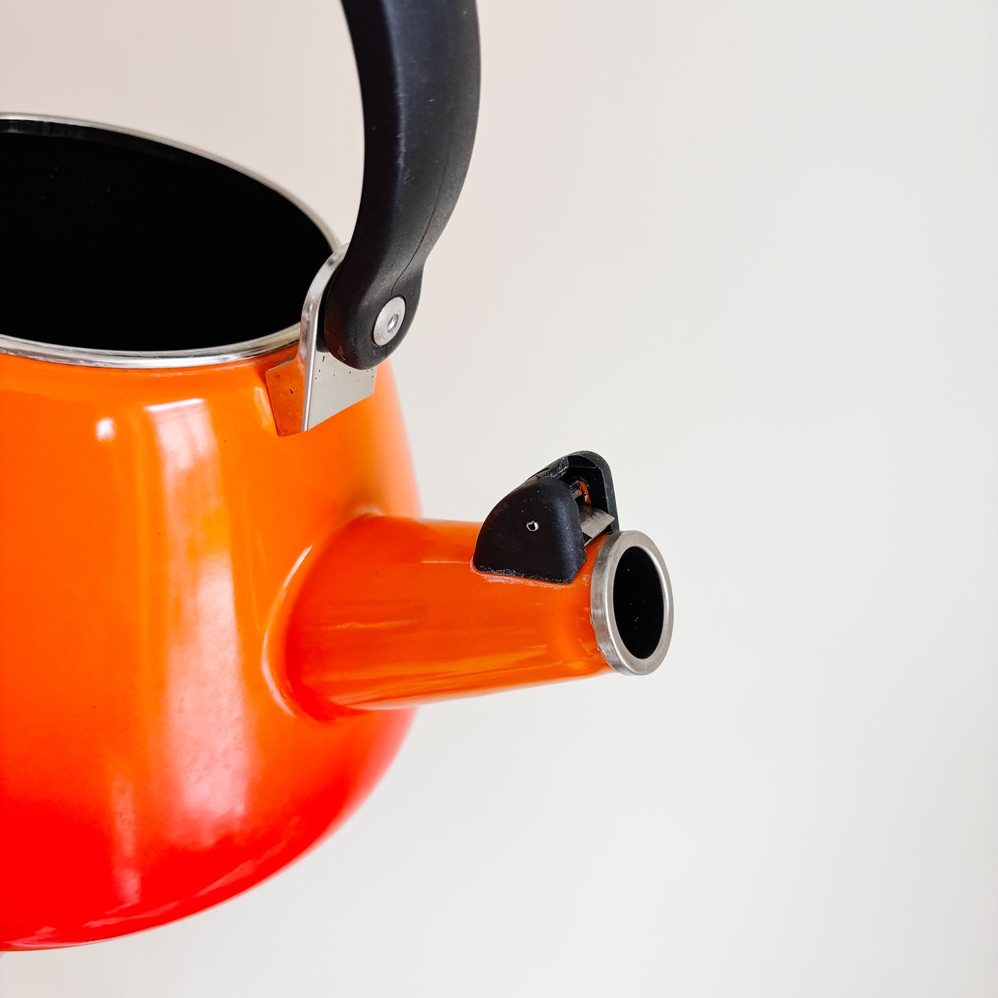Le Creuset Flame Orange Kone Stovetop Kettle - Holds 1.6L