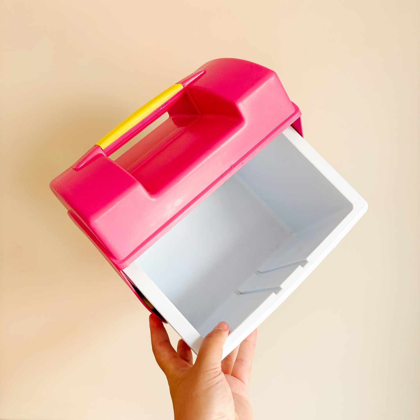 Rubbermaid USA Pink and White Sidekick Can Cooler