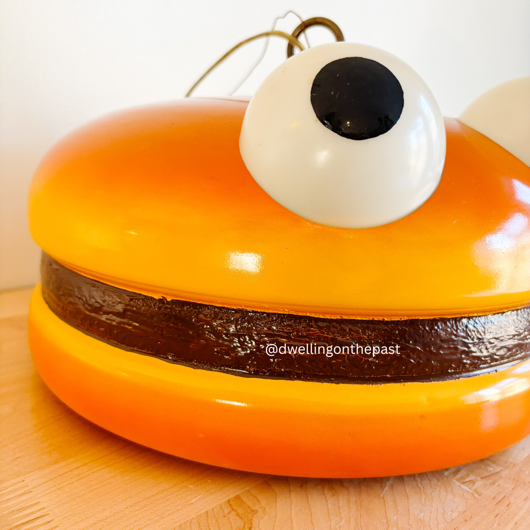 McDonald's Setmakers Burgerlier - Burger Hanging Pendant Lamp - Super Rare Vintage from the 1980s