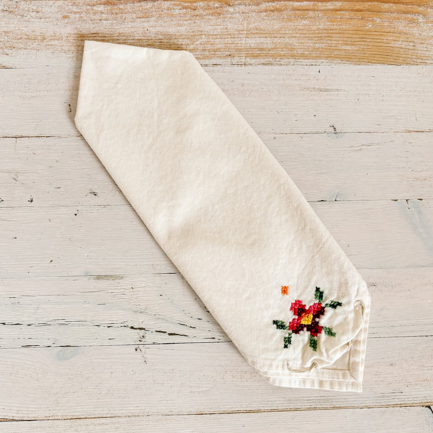 Embroidered Fabric Napkins with Cross Stitch Flowers (Set of 4)