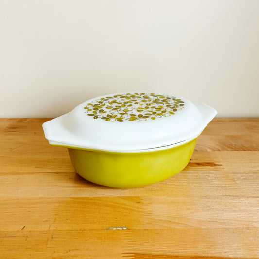 Vintage Pyrex Verdé Olive 043 Casserole Dish with Lid (1 1/2 Qt)