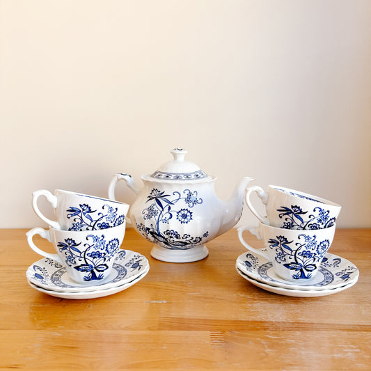 J. & G. Meakin Blue Nordic Teapot and Teacup Set