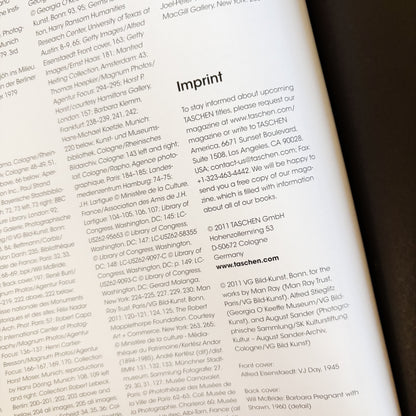 Taschen - 50 Photo Icons: The Story Behind the Pictures (2011)