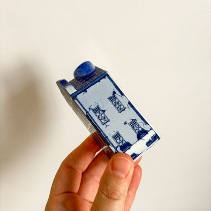 Delft Blue Amsterdam Canal Houses - Salt & Pepper Bakery Shaker Set