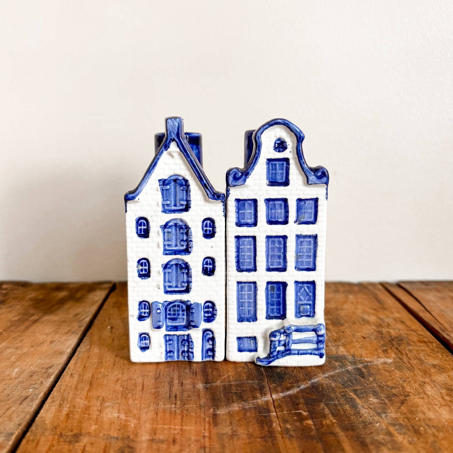 Delft Blue Amsterdam Canal Houses - Salt & Pepper Elesva Shaker Set