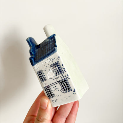 Delft Blue Amsterdam Canal Houses - Salt & Pepper Ornate Roof Shaker Set