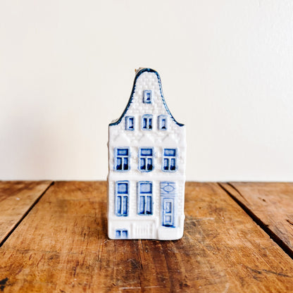 KLM Delft Blue Dutch House No 40 - Bols Gin