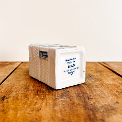 KLM Delft Blue Dutch House No 40 - Bols Gin