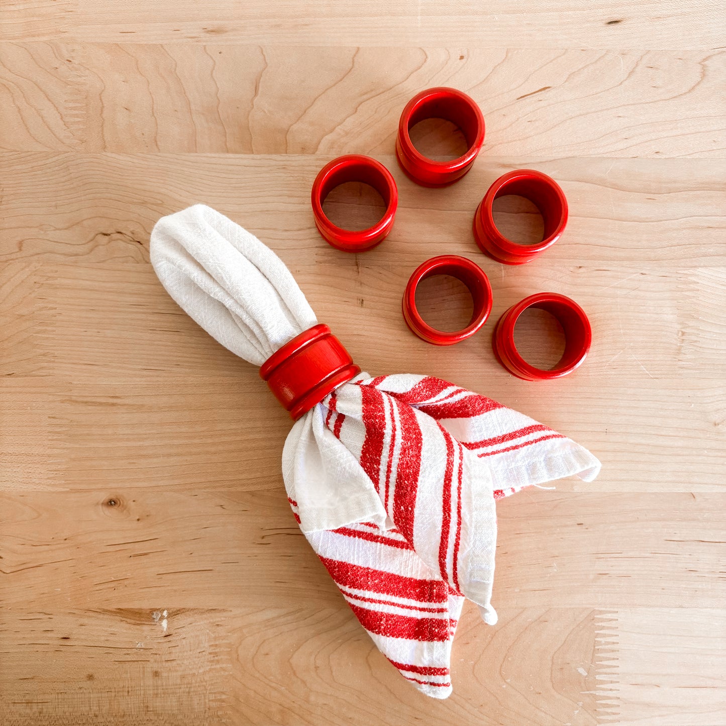 Wooden Christmas Holiday Napkin Rings - Red (set of 6)
