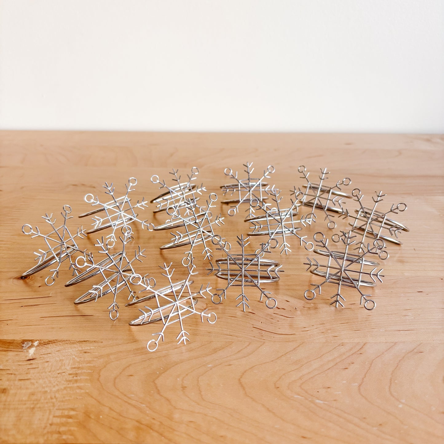 Holt Renfrew Wire Napkin Rings - Snowflakes 3 (set of 12)
