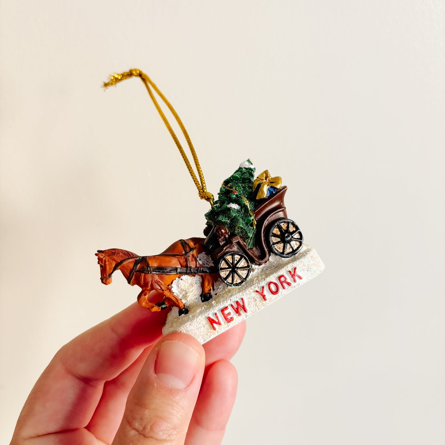 Ornament - New York Central Park Horse-Drawn Carriage