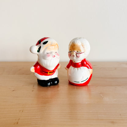 Salt & Pepper Shakers - Kissing Santa & Mrs. Claus Couple