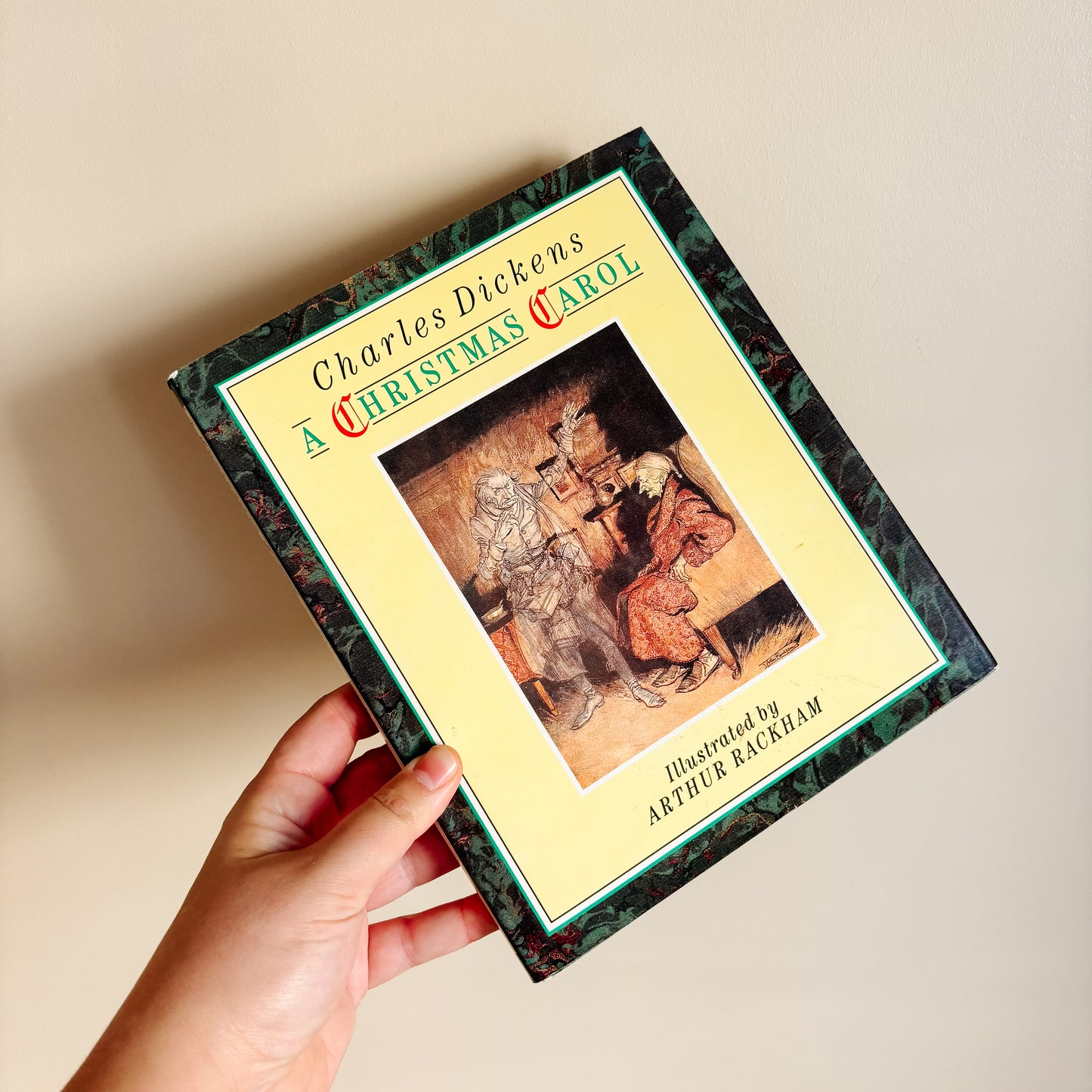 Charles Dickens - A Christmas Carol (Octopus Books, 1986)