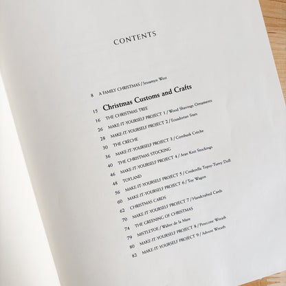 Reader's Digest - A Family Christmas (First Edition, 1984)