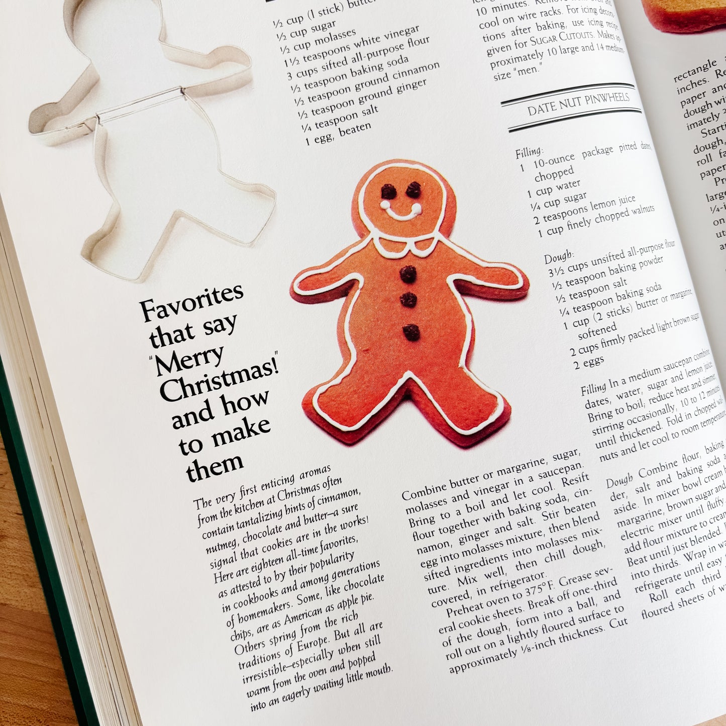 Reader's Digest - A Family Christmas (First Edition, 1984)