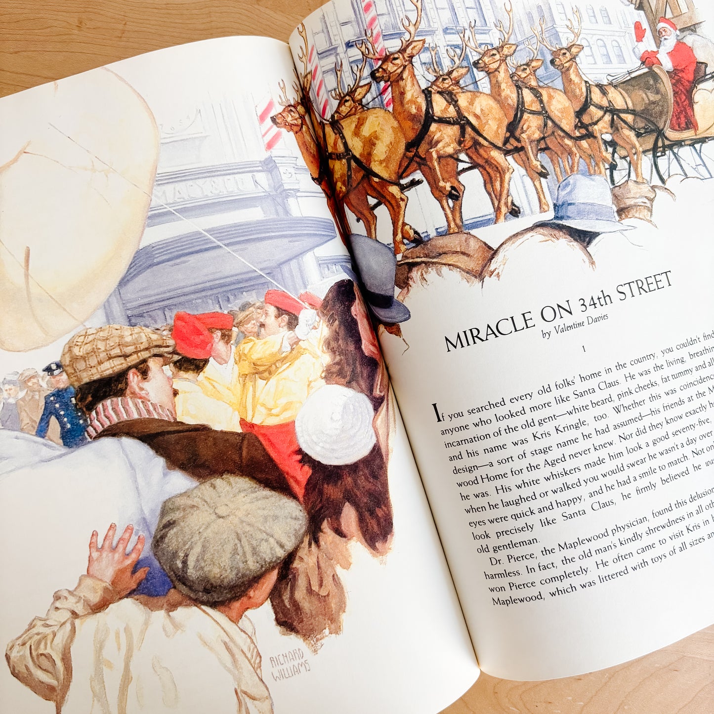 Reader's Digest - A Family Christmas (First Edition, 1984)