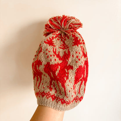 Qiviuk Home Alone Kevin McCallister Red Moose Knit Hat (Small)