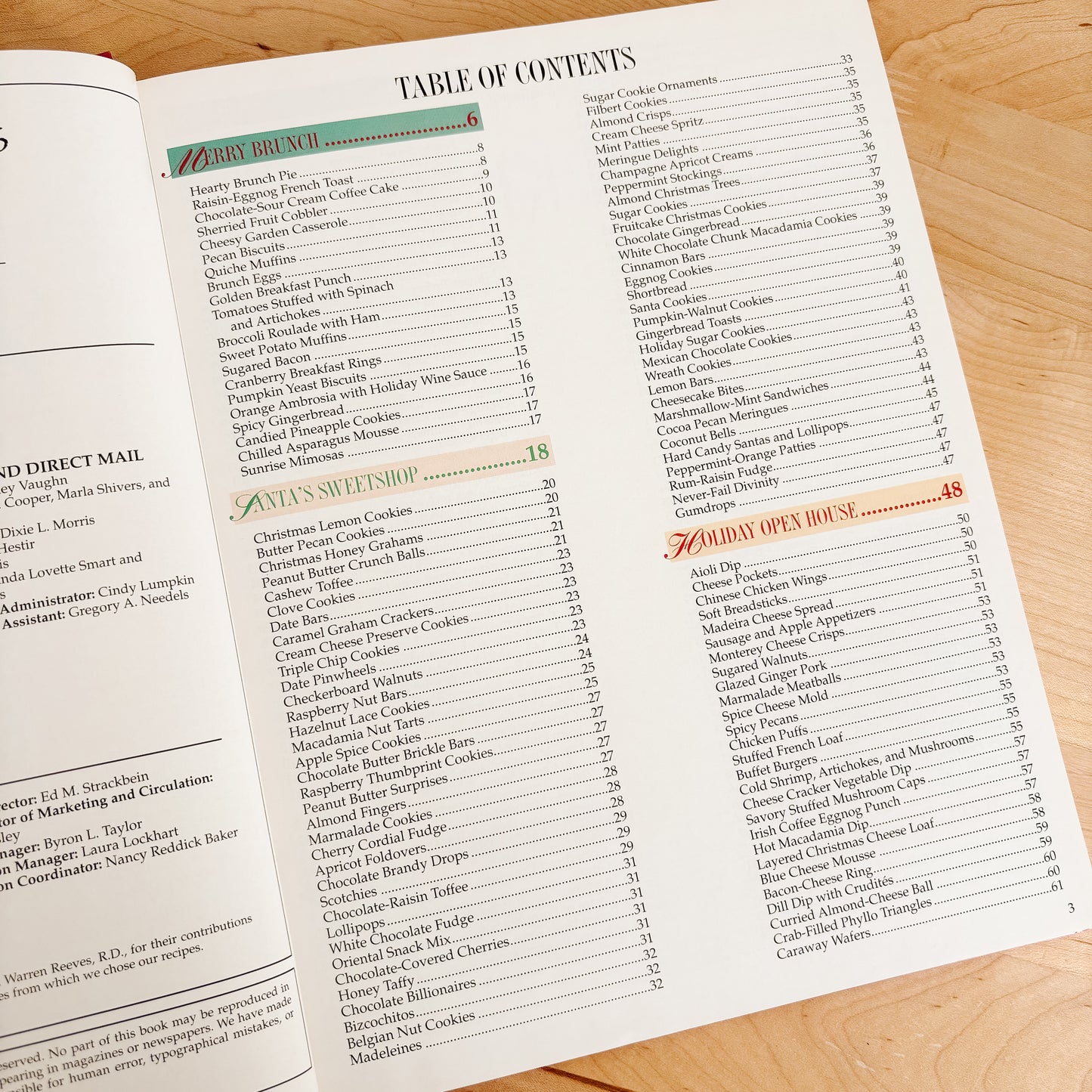 Holiday Book - The Spirit of Christmas Cookbook (Hardcover, 1996)