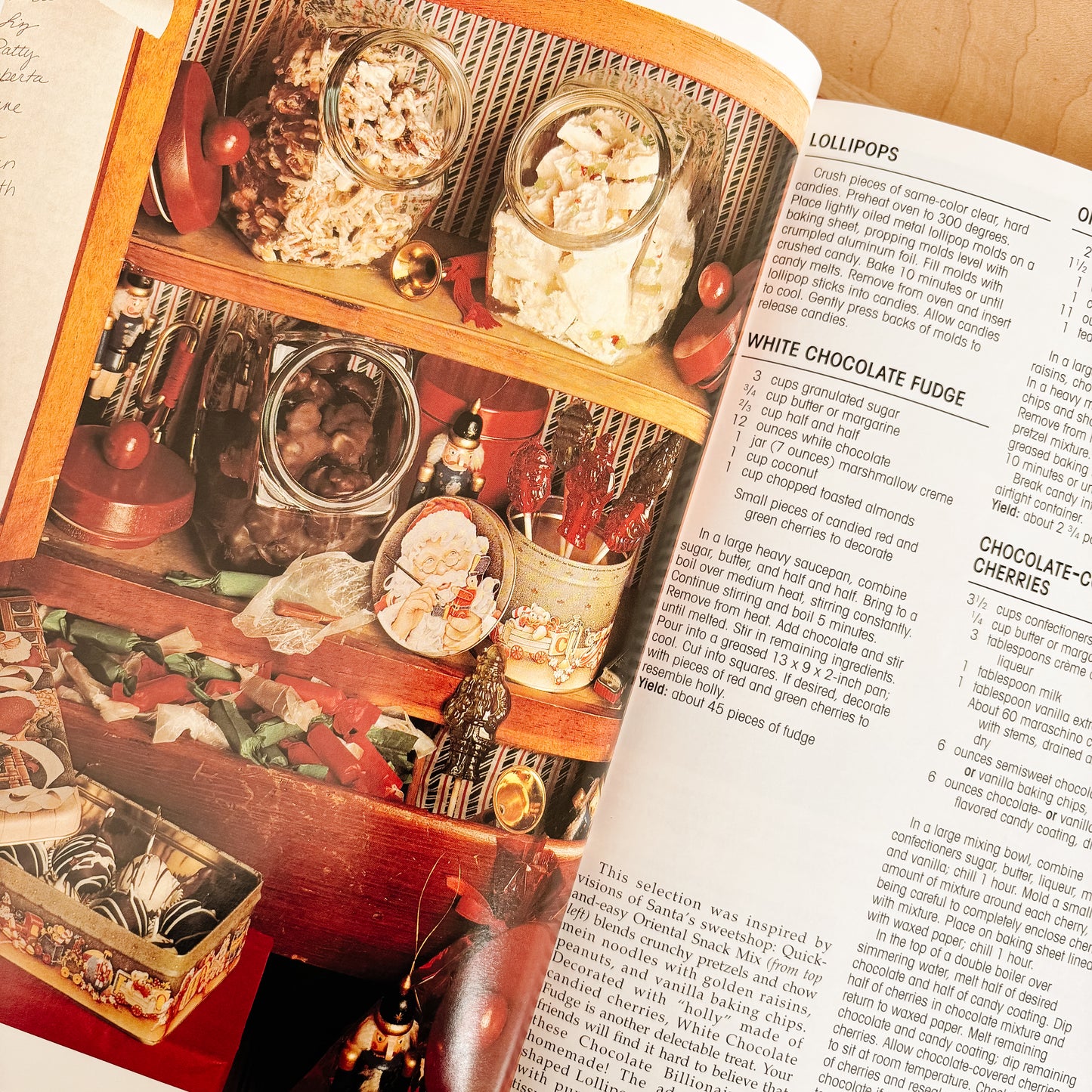 Holiday Book - The Spirit of Christmas Cookbook (Hardcover, 1996)