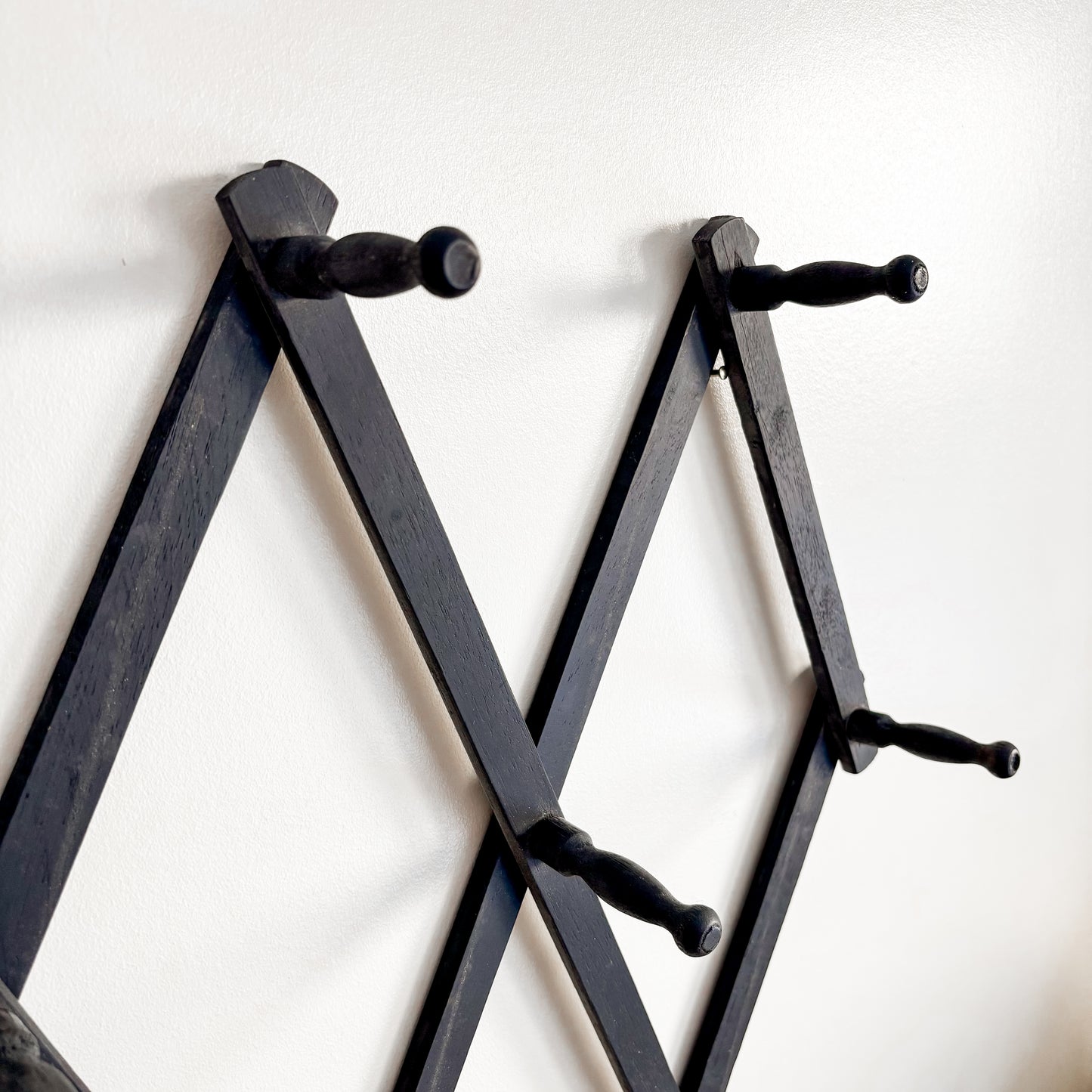 Wooden Accordion Wall Peg Rack - Nevco Hong Kong