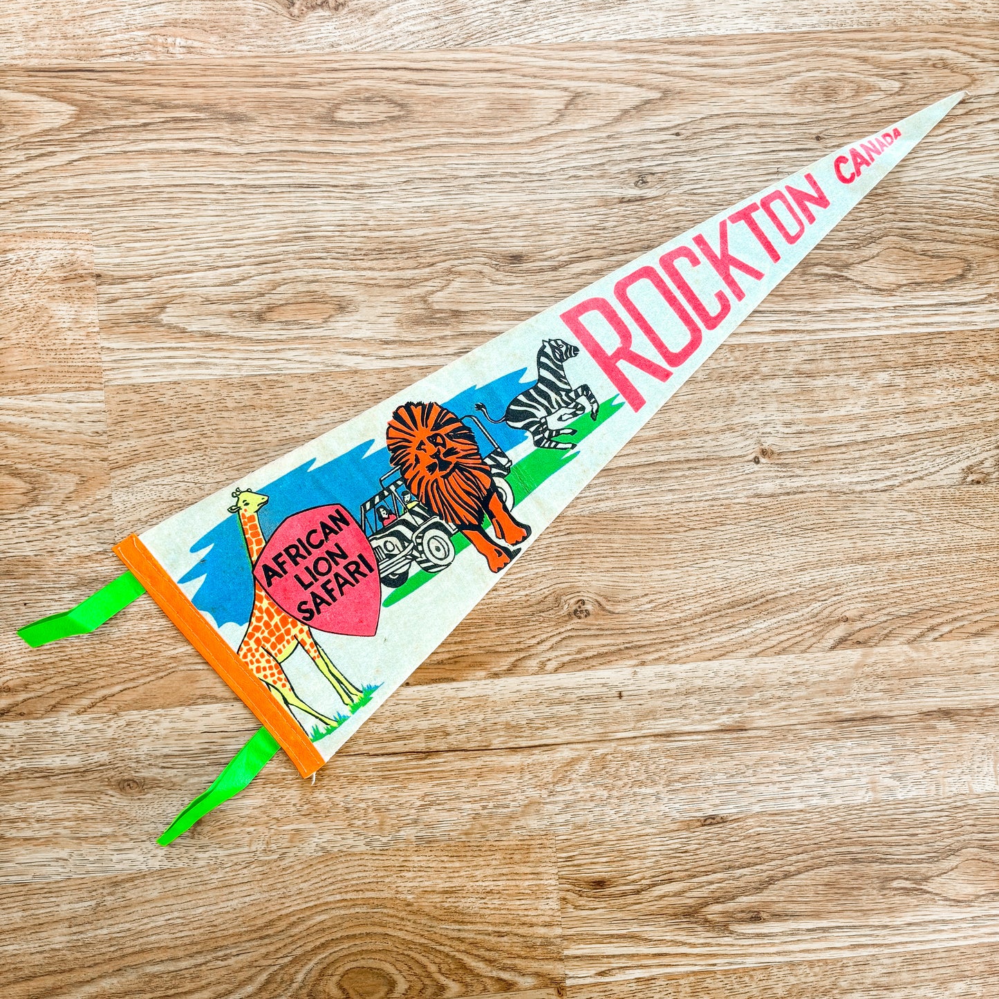 African Lion Safari Rockton Ontario 1960s White Felt Pennant