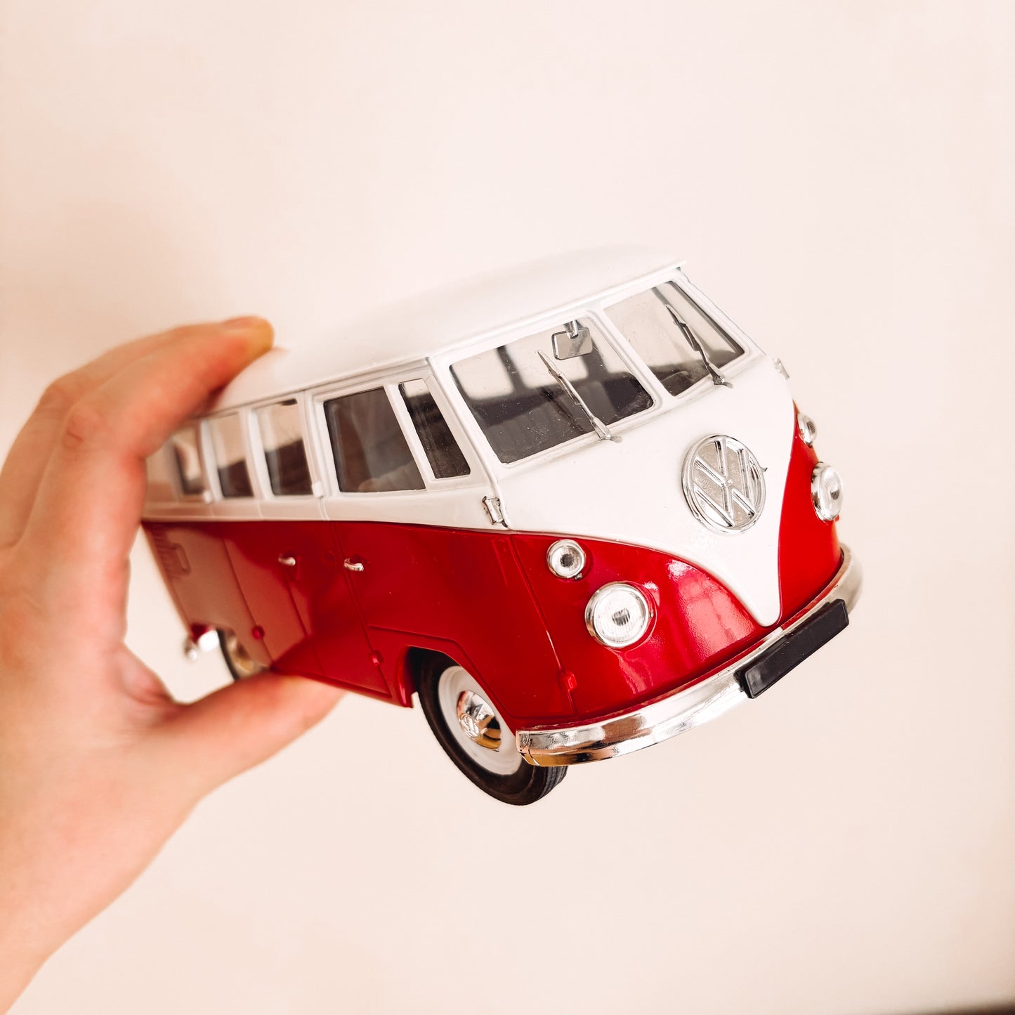 Solido Volkswagen Red Samba Bus Diecast Scale Model