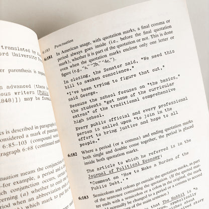 Kate L. Turabian - Student's Guide for Writing College Papers (3rd ed. 1976)