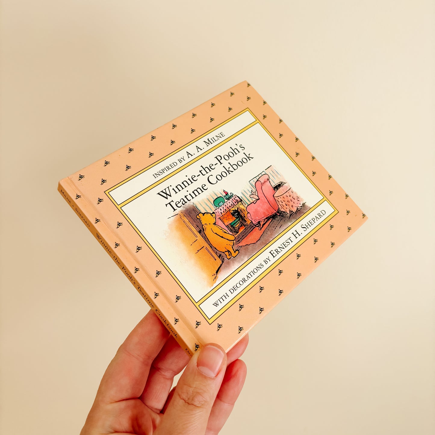 Winnie-the-Pooh’s Teatime Cookbook (1993)