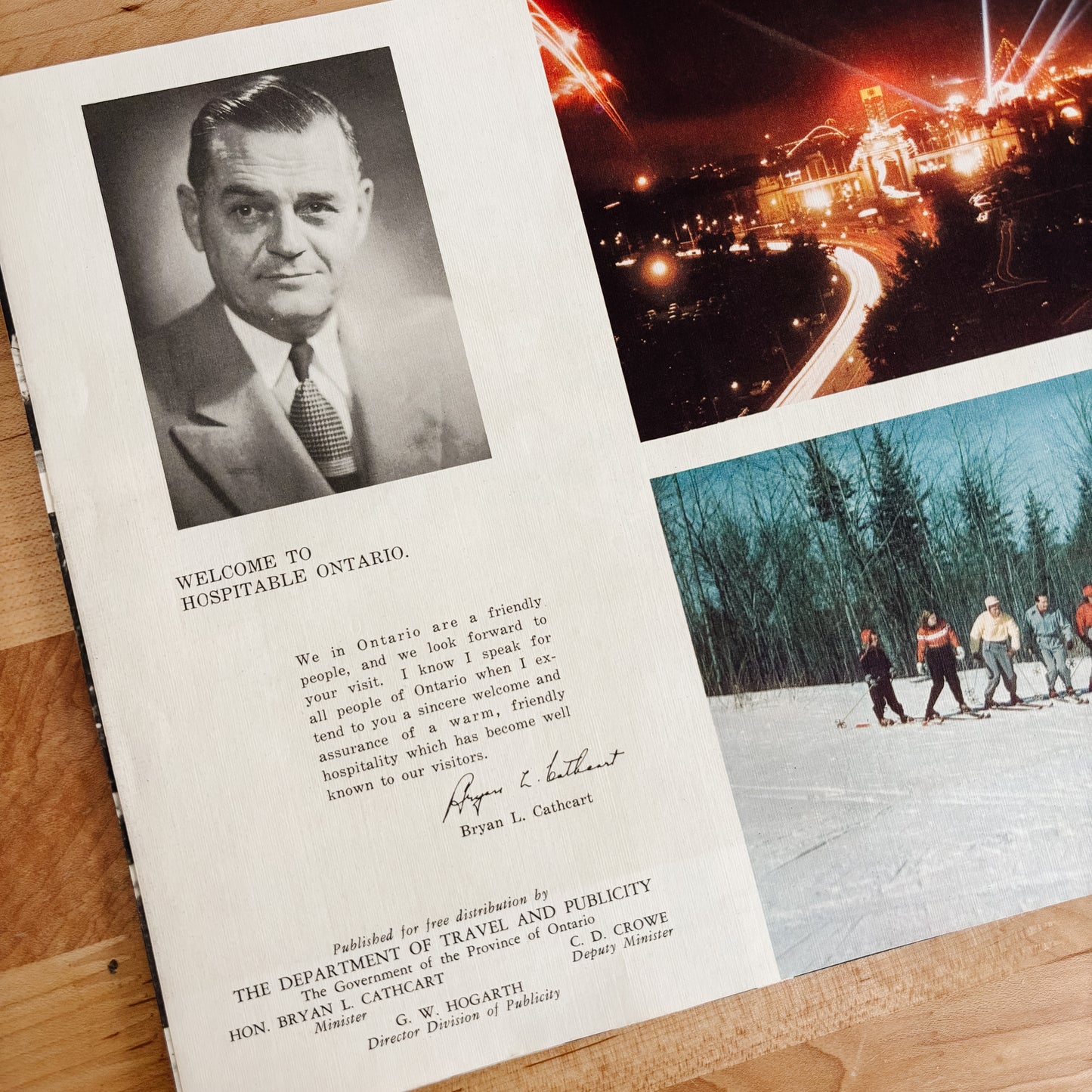 Ontario Canada's Variety Vacationland Tourism Guidebook (1957)