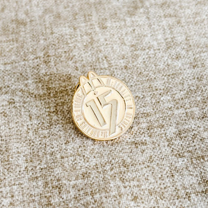 McDonald's Canada Pin - Gold M Logo 15 Years in Quebec - Vintage from 1987