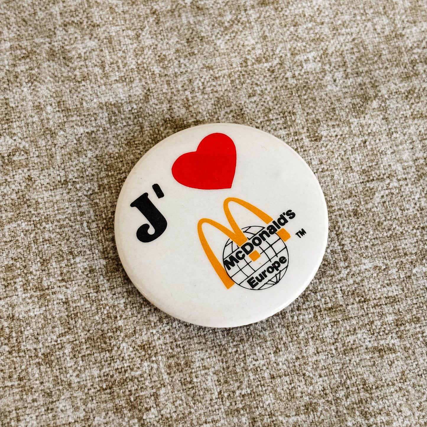 McDonald's Europe Pin - J'aime McDonald French Button - Vintage 1980s